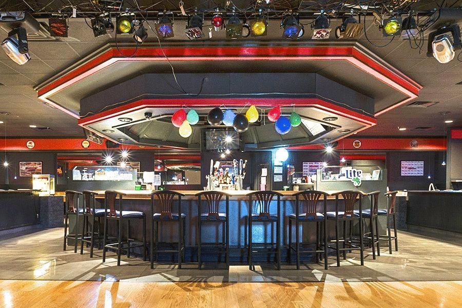 Norwood Inn Hudson エクステリア 写真